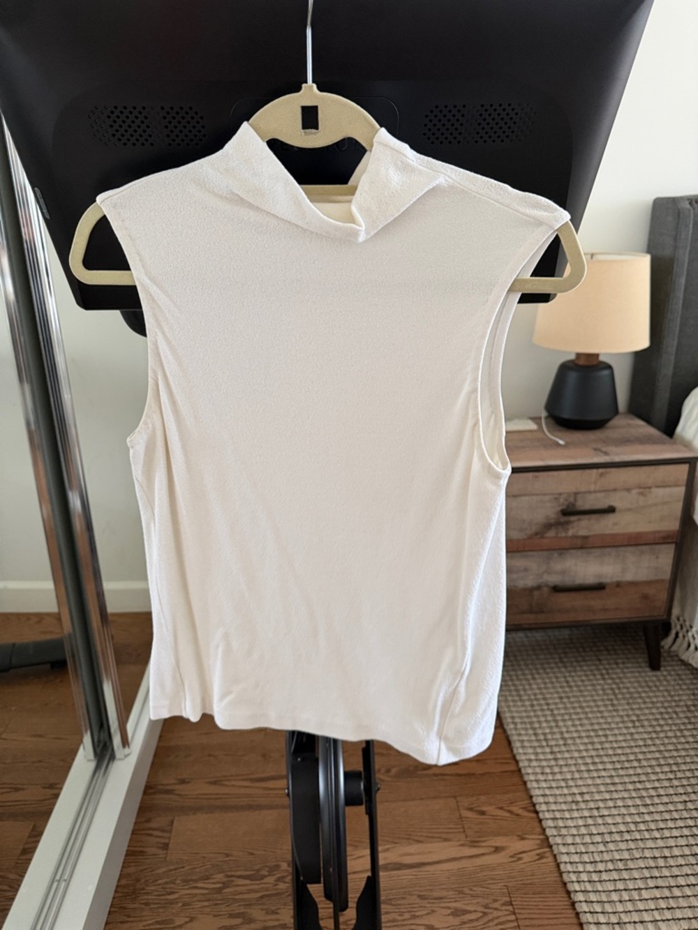 Club Monaco Sleeveless Mock Neck Women's Top in White